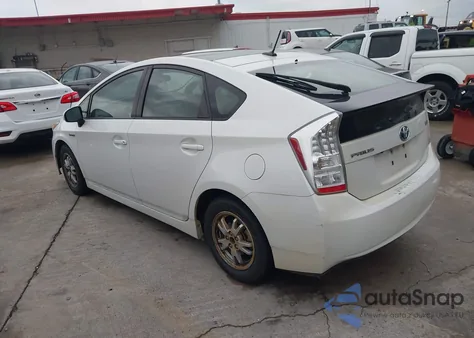 2011 Toyota Prius Three из США, поврежденный, VIN JTDKN3DU2B0304054